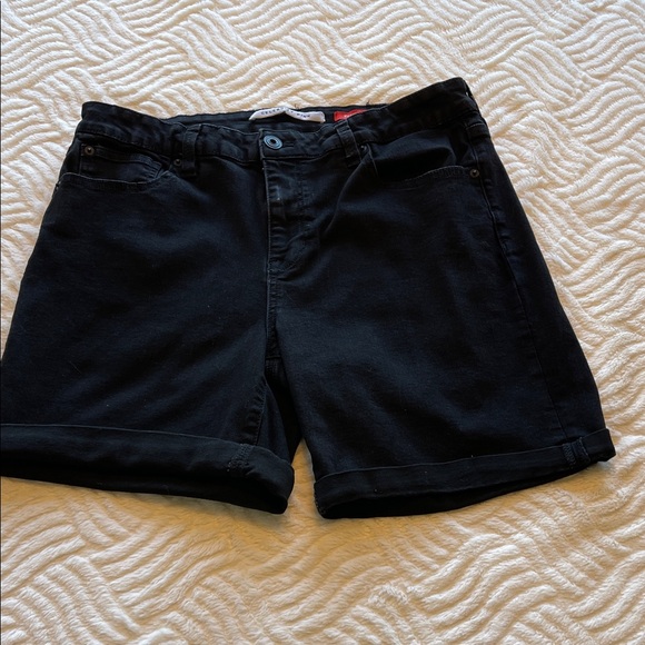 Celebrity Pink Bermuda Black Shorts - Picture 1 of 4